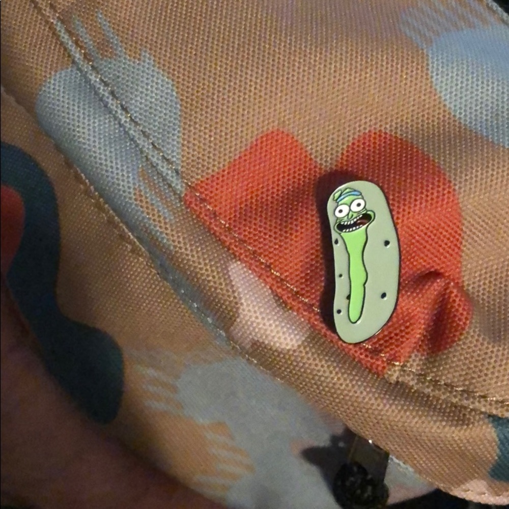Pickle Rick Enamel Pin - Picture 3 of 3